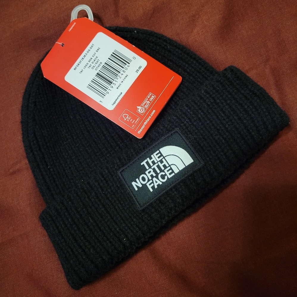Black North Face Hat
